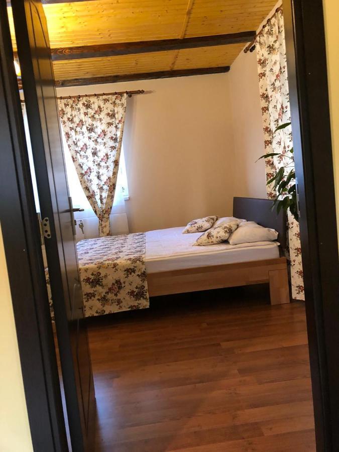 Casa Valea Avrigului * Avrig